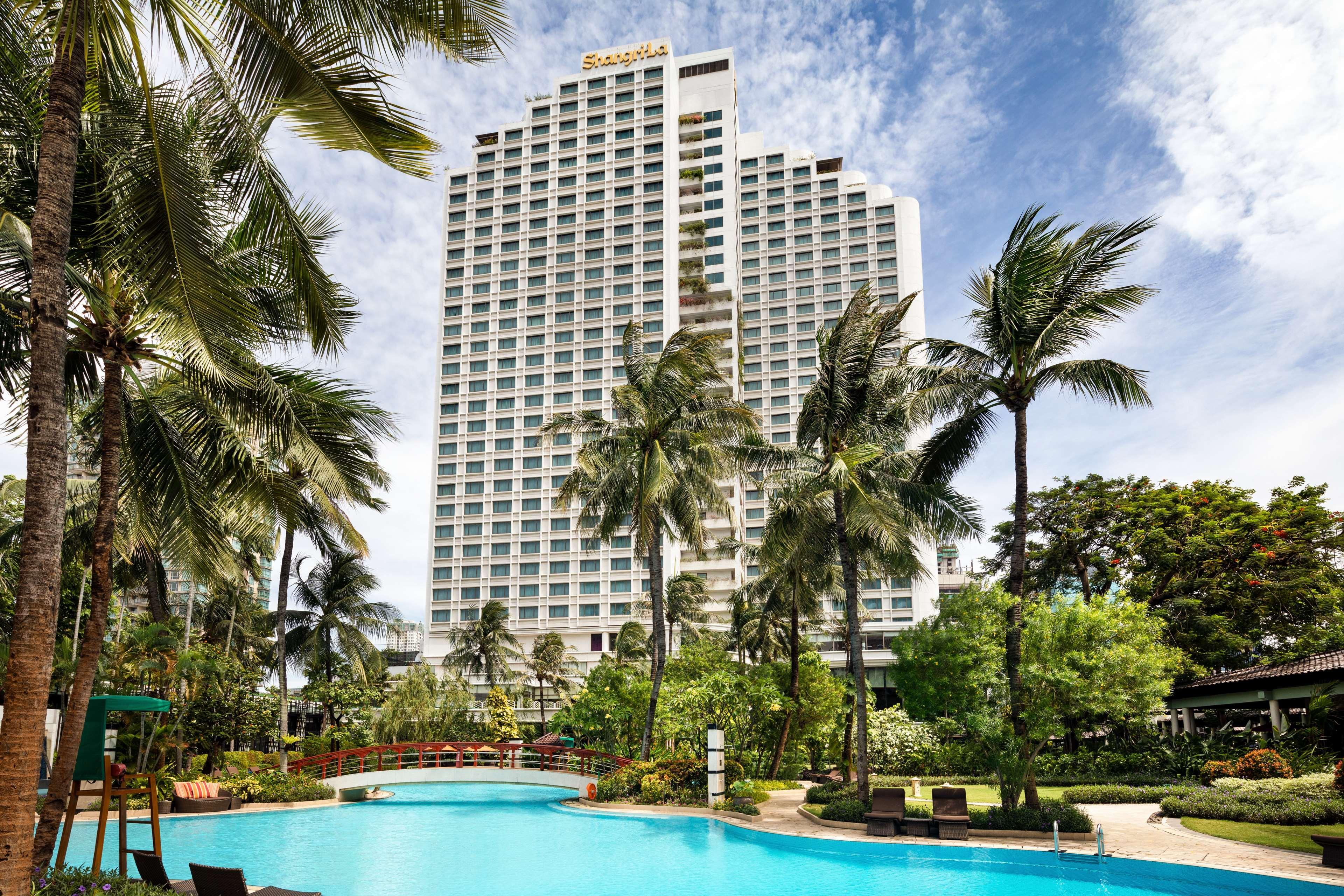 Shangri-La Jakarta Buitenkant foto