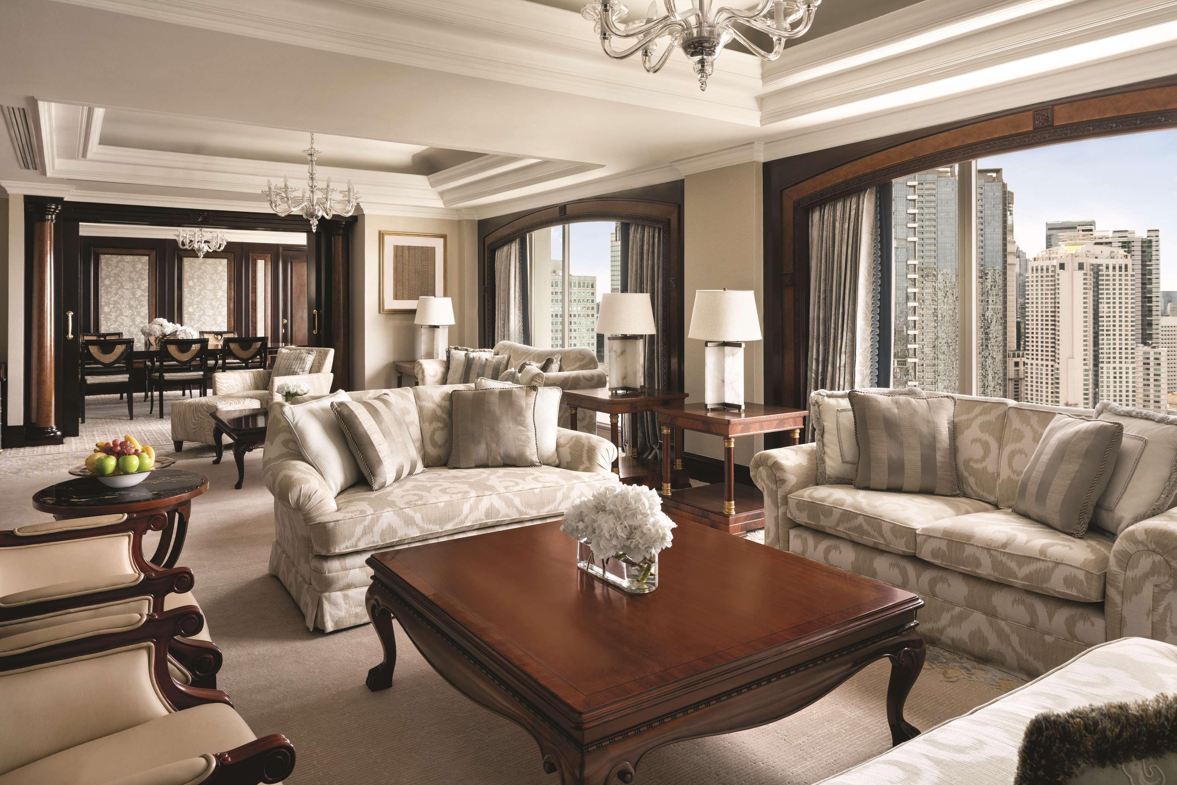 Shangri-La Jakarta Buitenkant foto