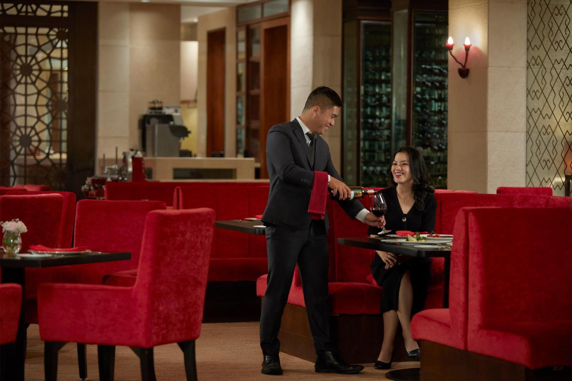 Shangri-La Jakarta Buitenkant foto